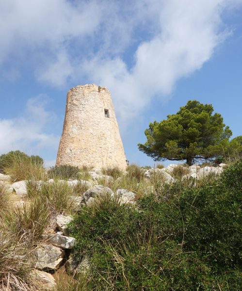 Torre Nova des Cap Vermell tower - MallorcaDrive
